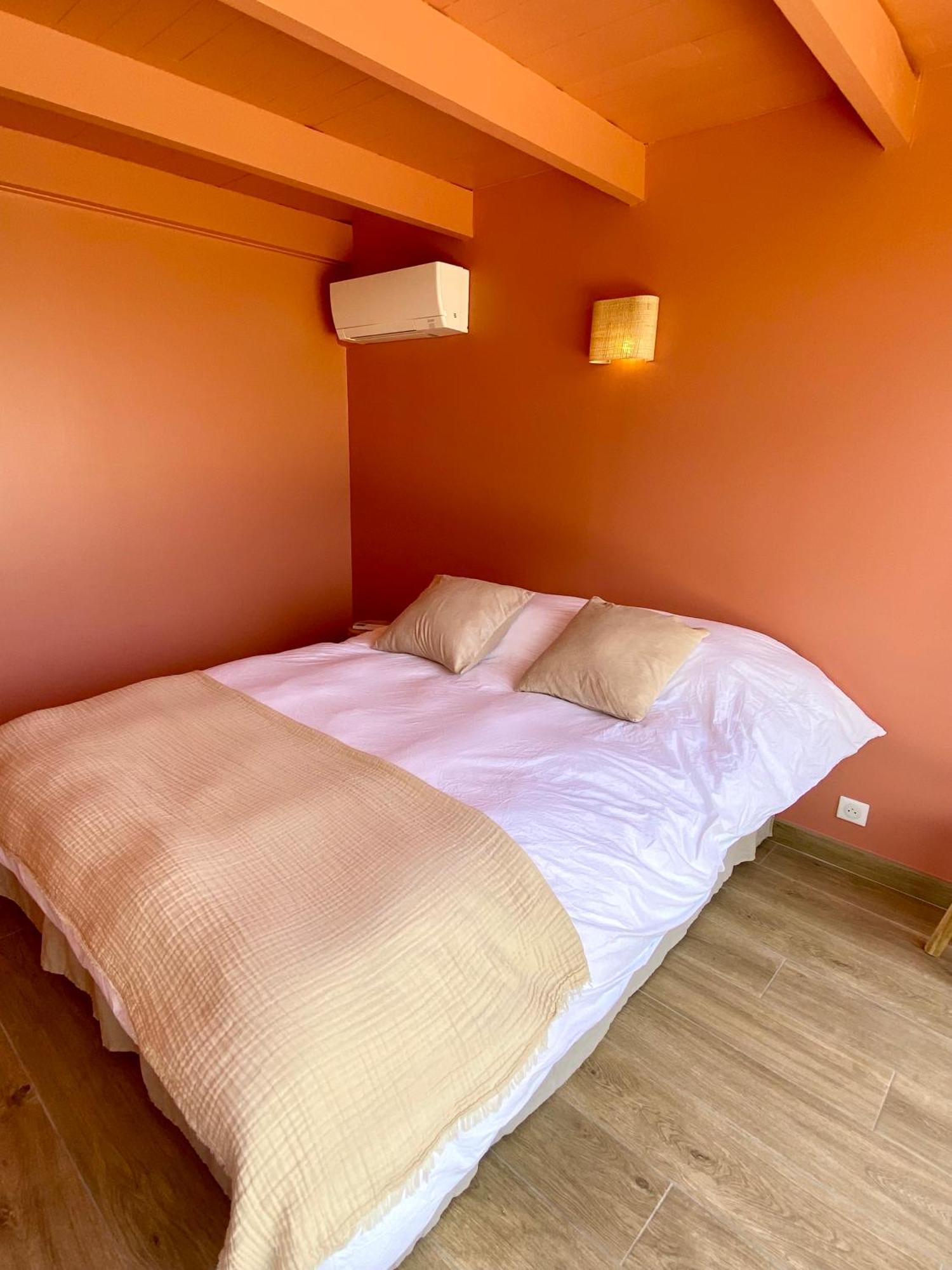 Maison Pour 12P, Piscine A Debordement Chauffee D'Avril A Octobre Inclus Руом Екстериор снимка